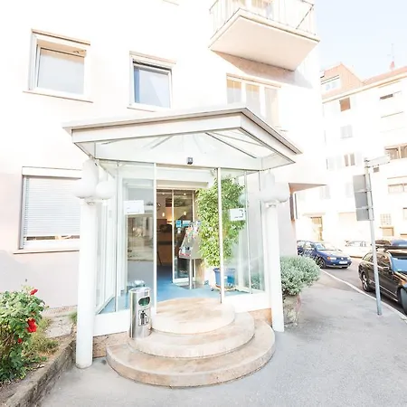 Am Friedensplatz 3* Στουτγκάρδη