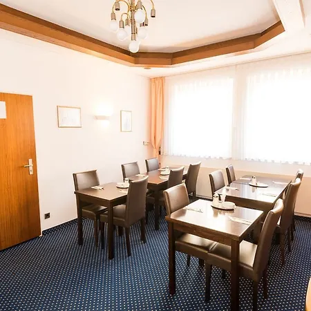 Am Friedensplatz Штутгарт