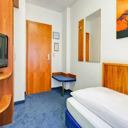 Am Friedensplatz 3* Στουτγκάρδη