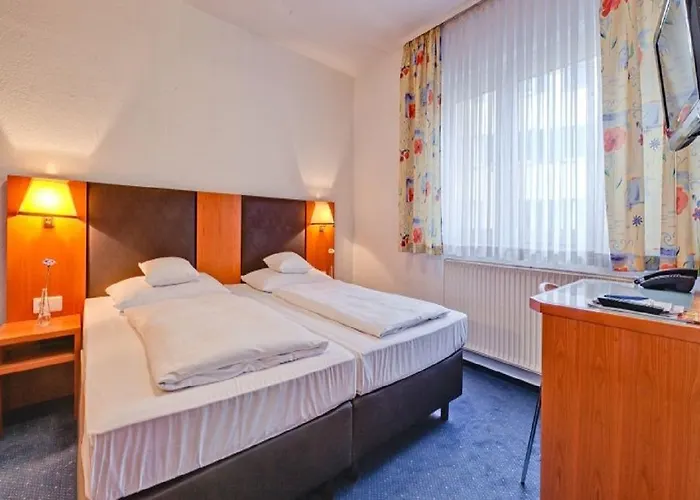 Am Friedensplatz Hotell Stuttgart